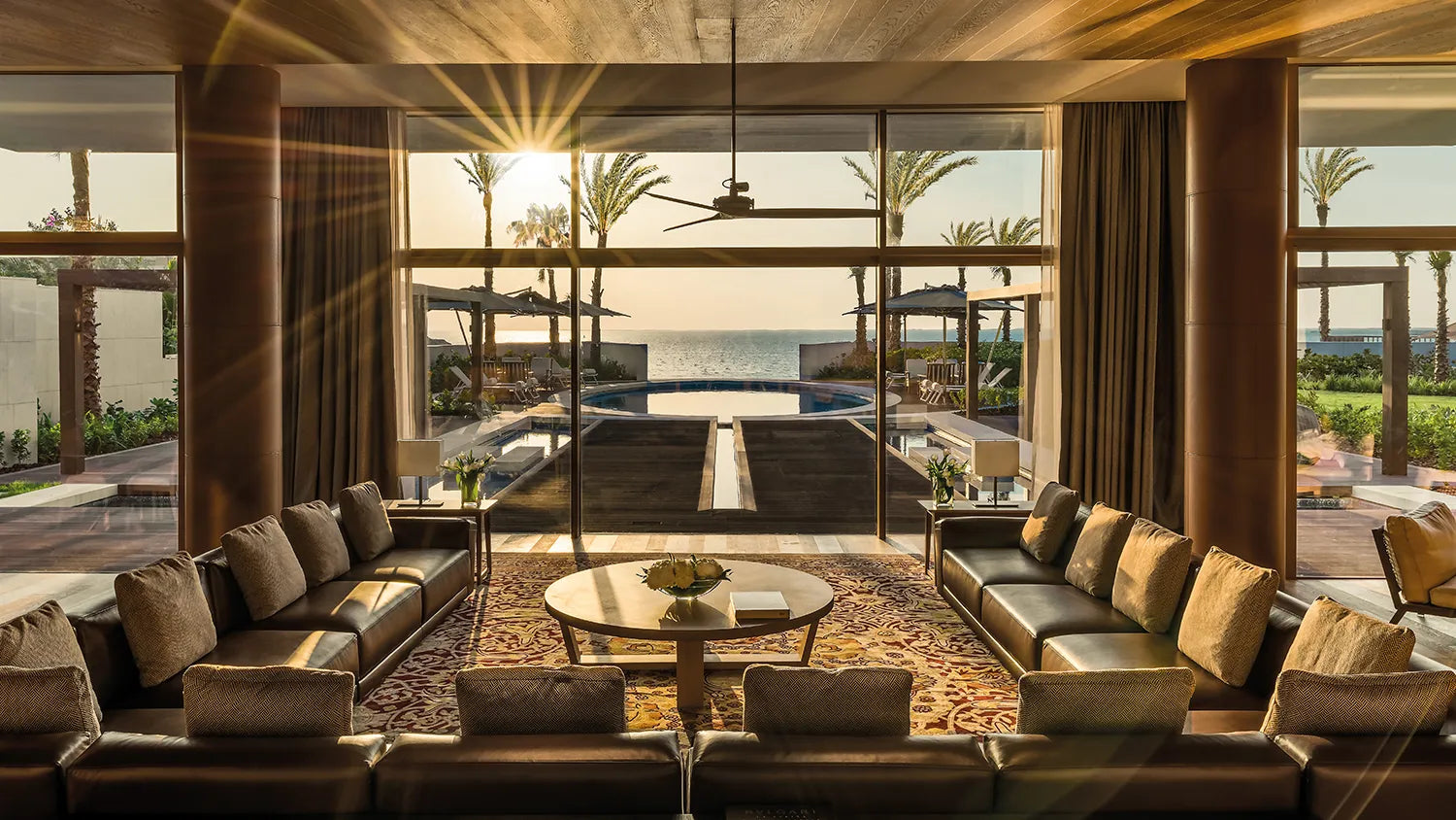 OUD WOOD ( VIP ) - BULGARI HOTEL®